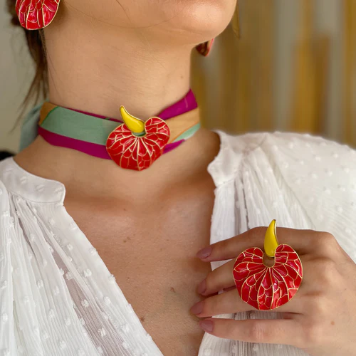 Formas de usar o lenço Anna Prata