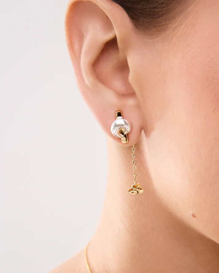 conceito-brinco-design-moderno-prata-com-dourado-AnnaPrata