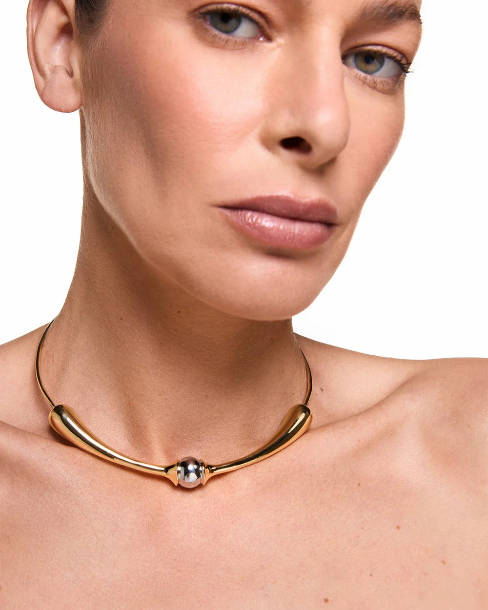 Choker Gota